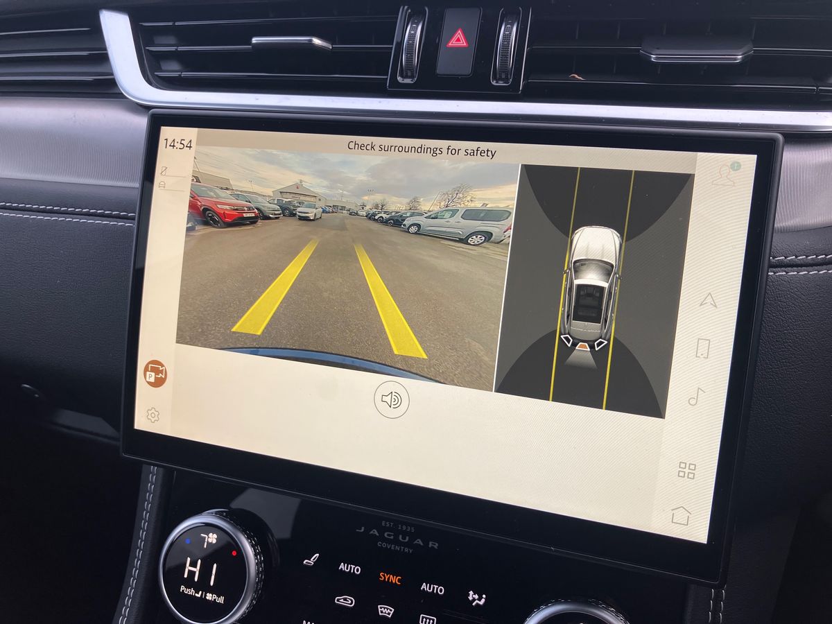 Used Jaguar F-Pace 2023 for sale - 77196030: Photo 46