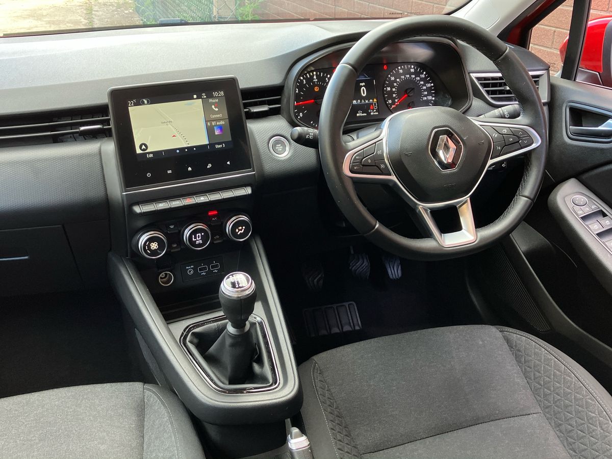Used Renault Clio 2022 for sale - 76693721: Photo 43