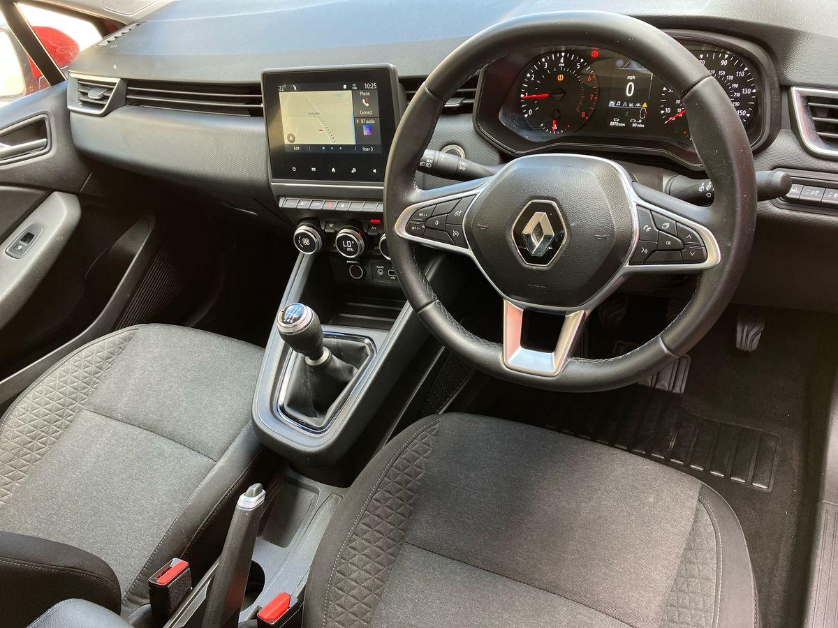 Used Renault Clio 2022 for sale - 76693721: Photo 8