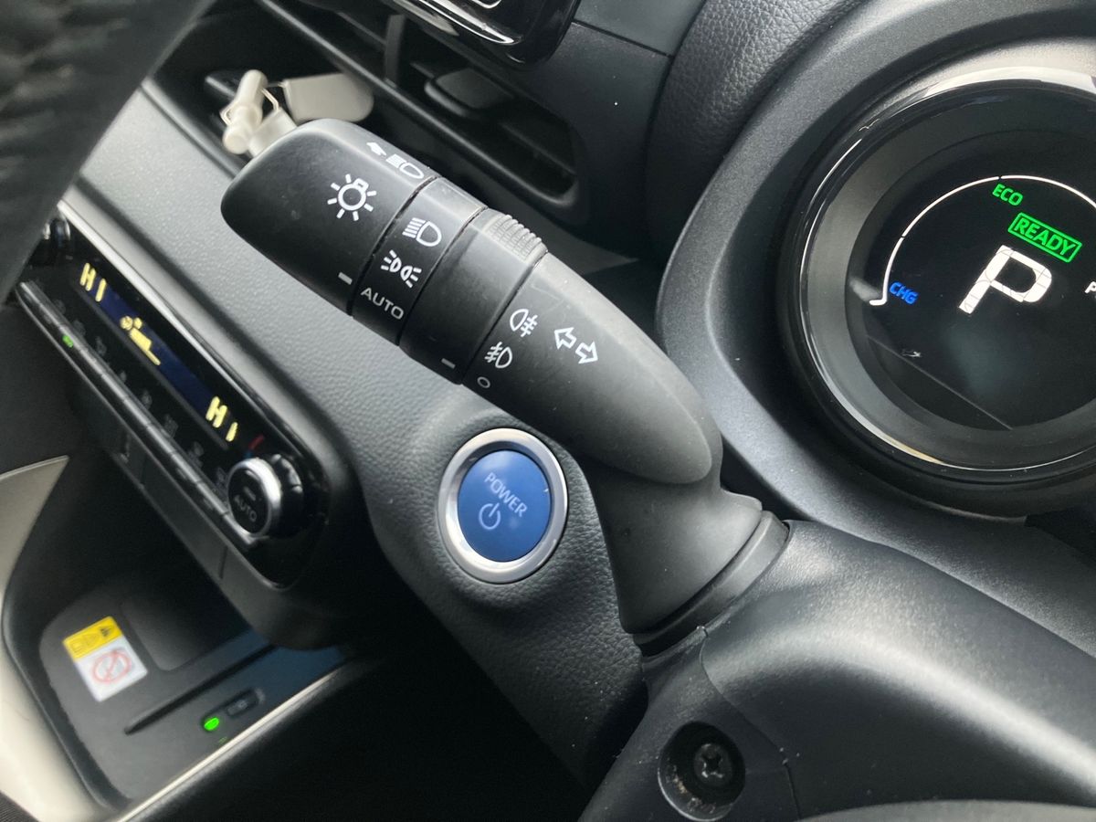 Used Mazda Mazda2 HYBRID 2022 for sale - 77629583: Photo 41