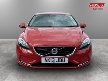 Used Volvo V40 2013 for sale - 78744278: Photo