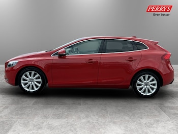 Used Volvo V40 2013 for sale - 78744278: Photo
