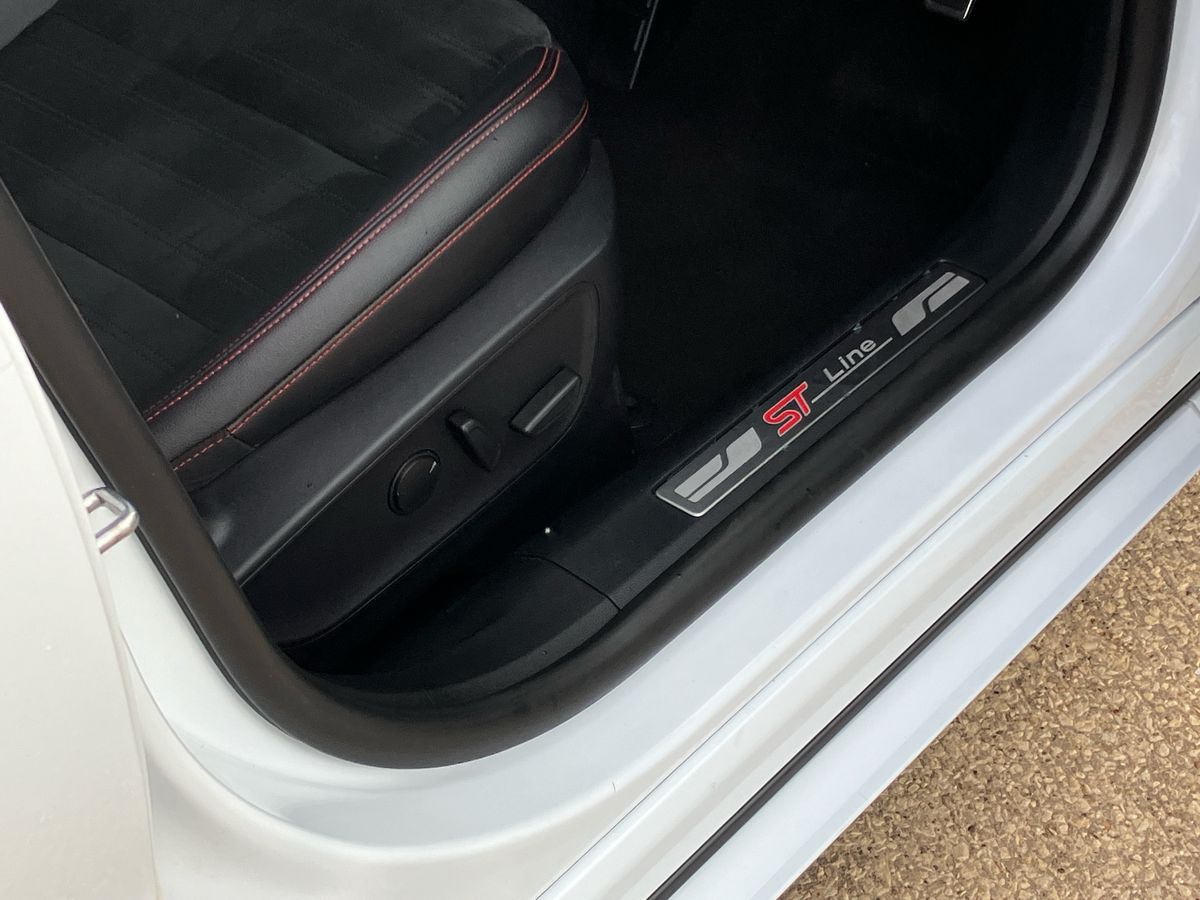 Used Ford Kuga 2020 for sale - 76736021: Photo 26