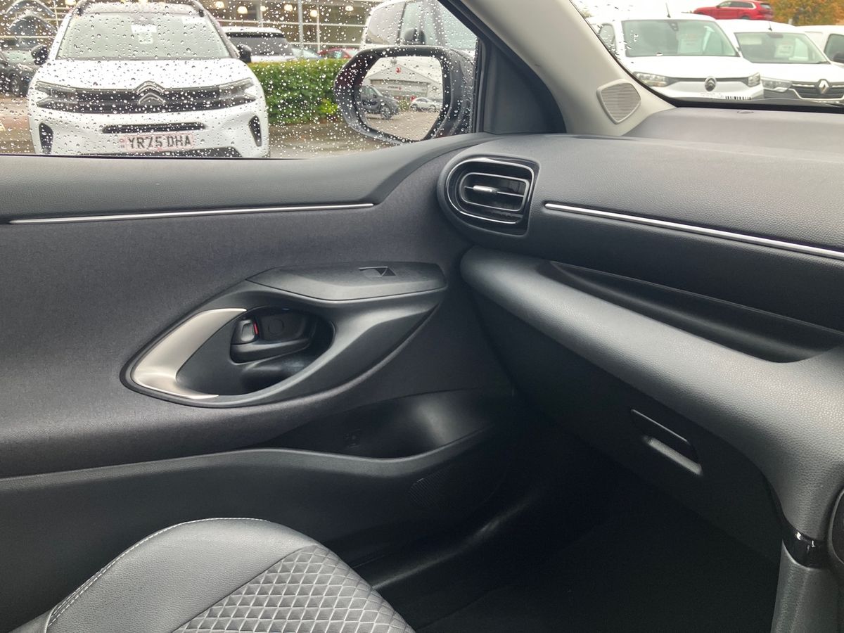 Used Mazda Mazda2 HYBRID 2023 for sale - 76045511: Photo 41