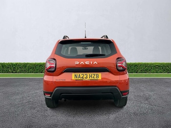 Used Dacia Duster 2023 for sale - 76369153: Photo