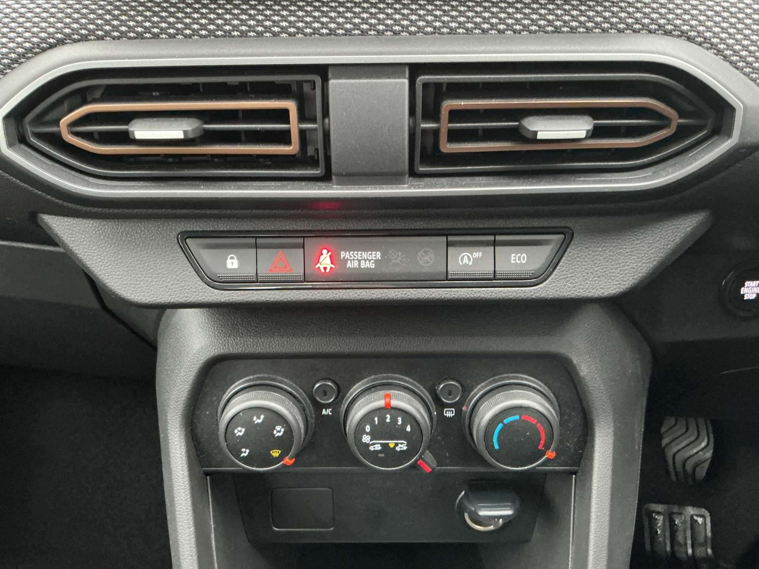 Used Dacia Sandero Stepway 2024 for sale - 77024322: Photo 12