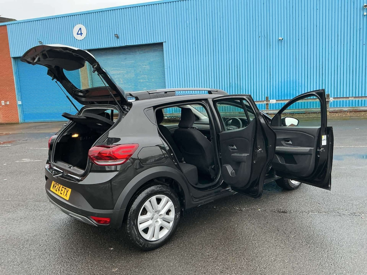 Used Dacia Sandero Stepway 2024 for sale - 77024322: Photo 34