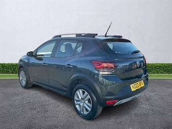 Used Dacia Sandero Stepway 2022 for sale - 78540782: Photo