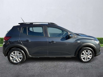 Used Dacia Sandero Stepway 2022 for sale - 78540782: Photo