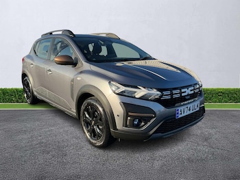 2024 - 1.0 TCe Extreme 5dr CVT