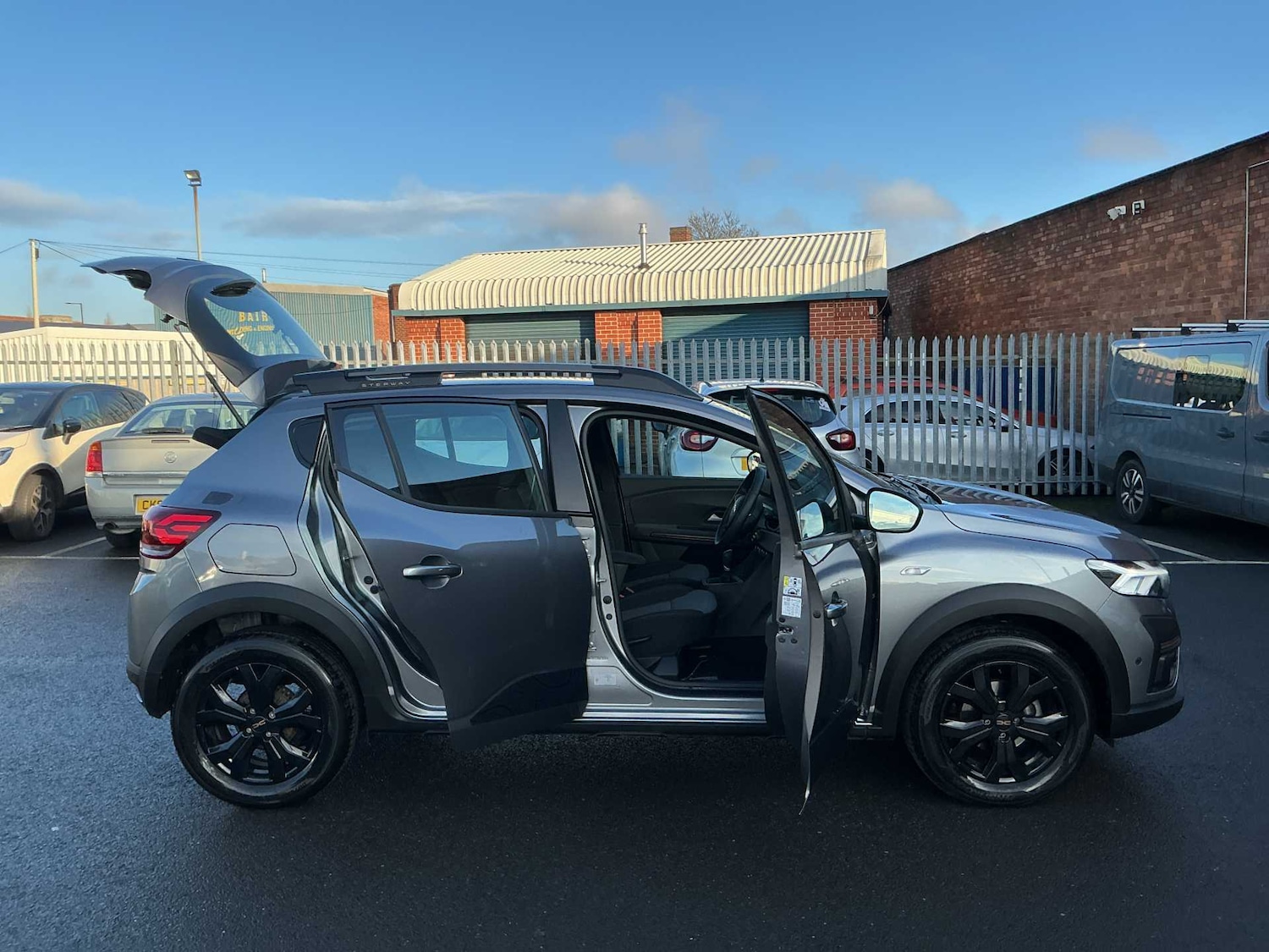 Used Dacia Sandero Stepway 2024 for sale - 76794928: Photo 31