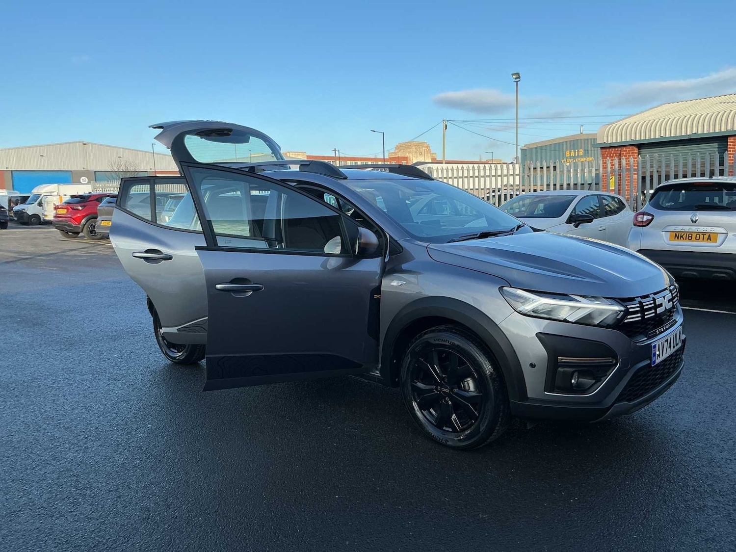 Used Dacia Sandero Stepway 2024 for sale - 76794928: Photo 32