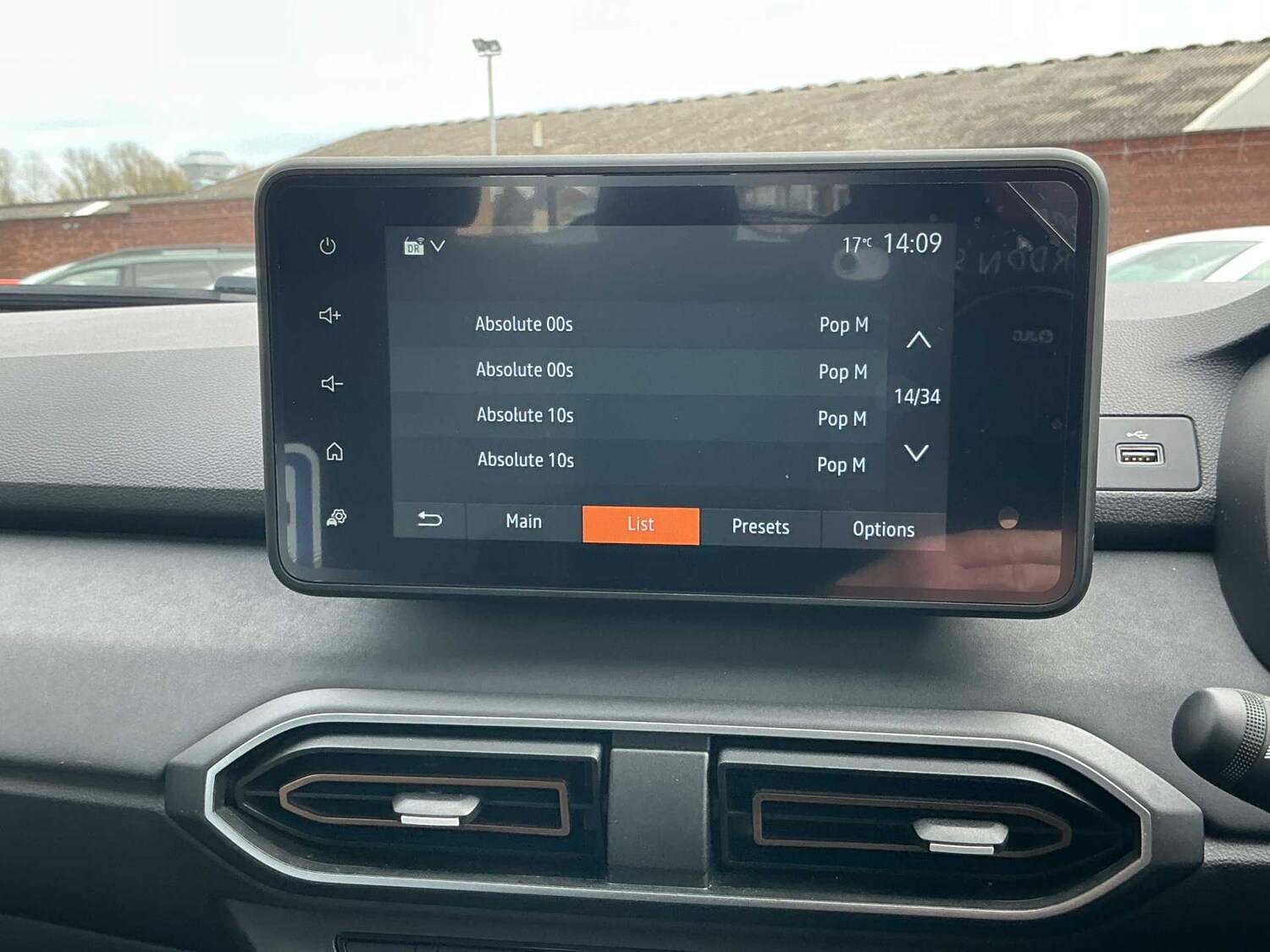 Used Dacia Sandero Stepway 2024 for sale - 78196497: Photo 10