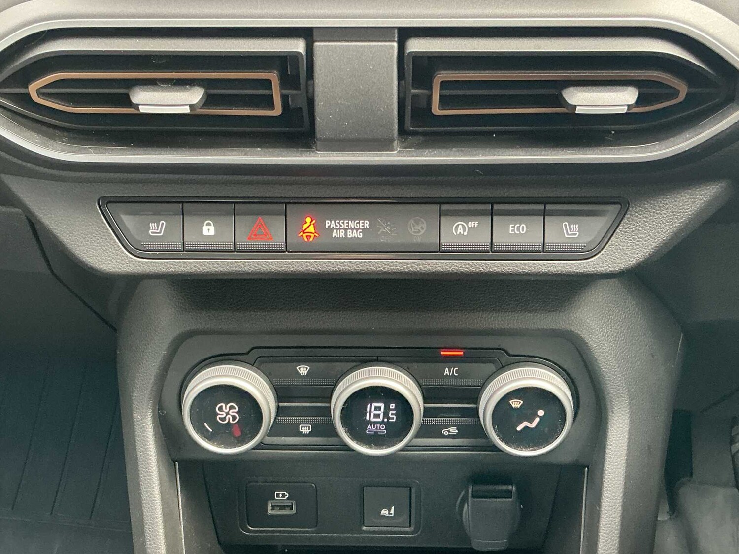 Used Dacia Sandero Stepway 2024 for sale - 78196497: Photo 11