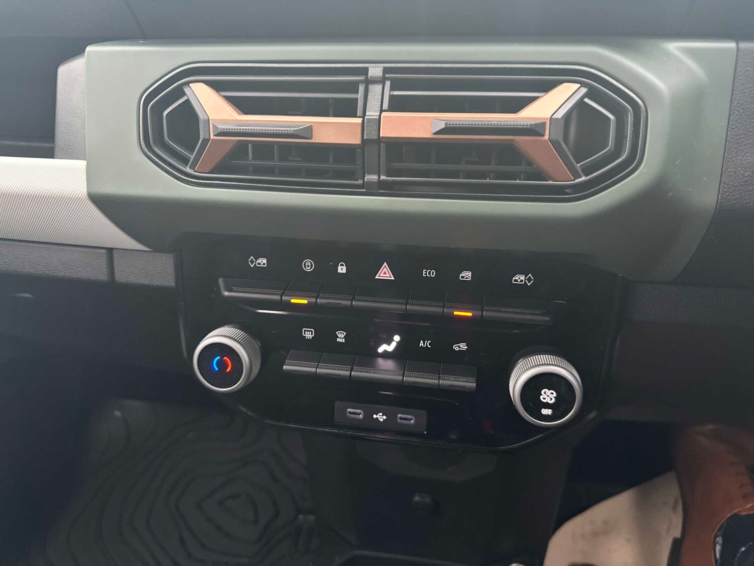 Used Dacia Spring 2025 for sale - 77676387: Photo 11