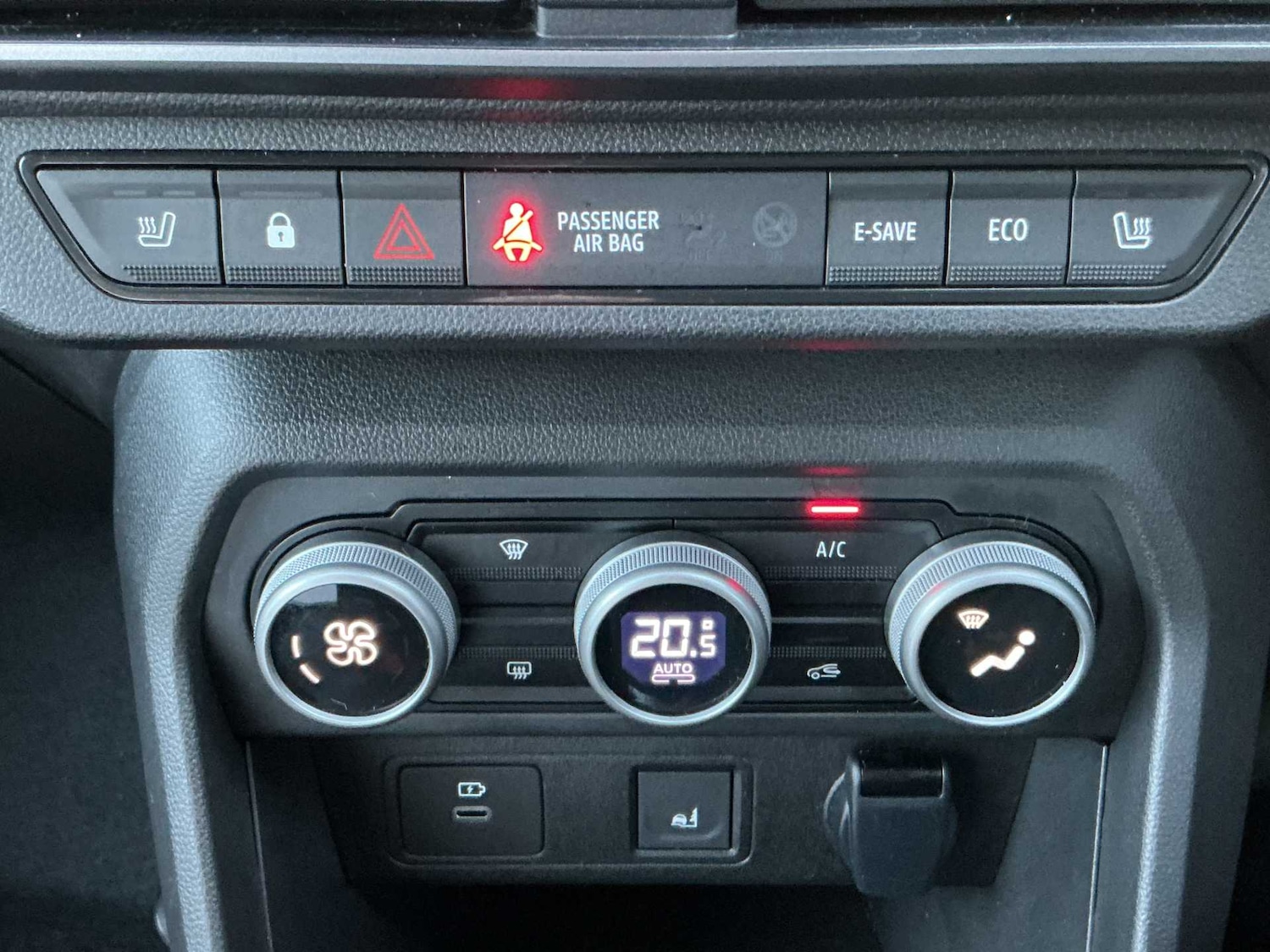 Used Dacia Jogger 2024 for sale - 77008319: Photo 11