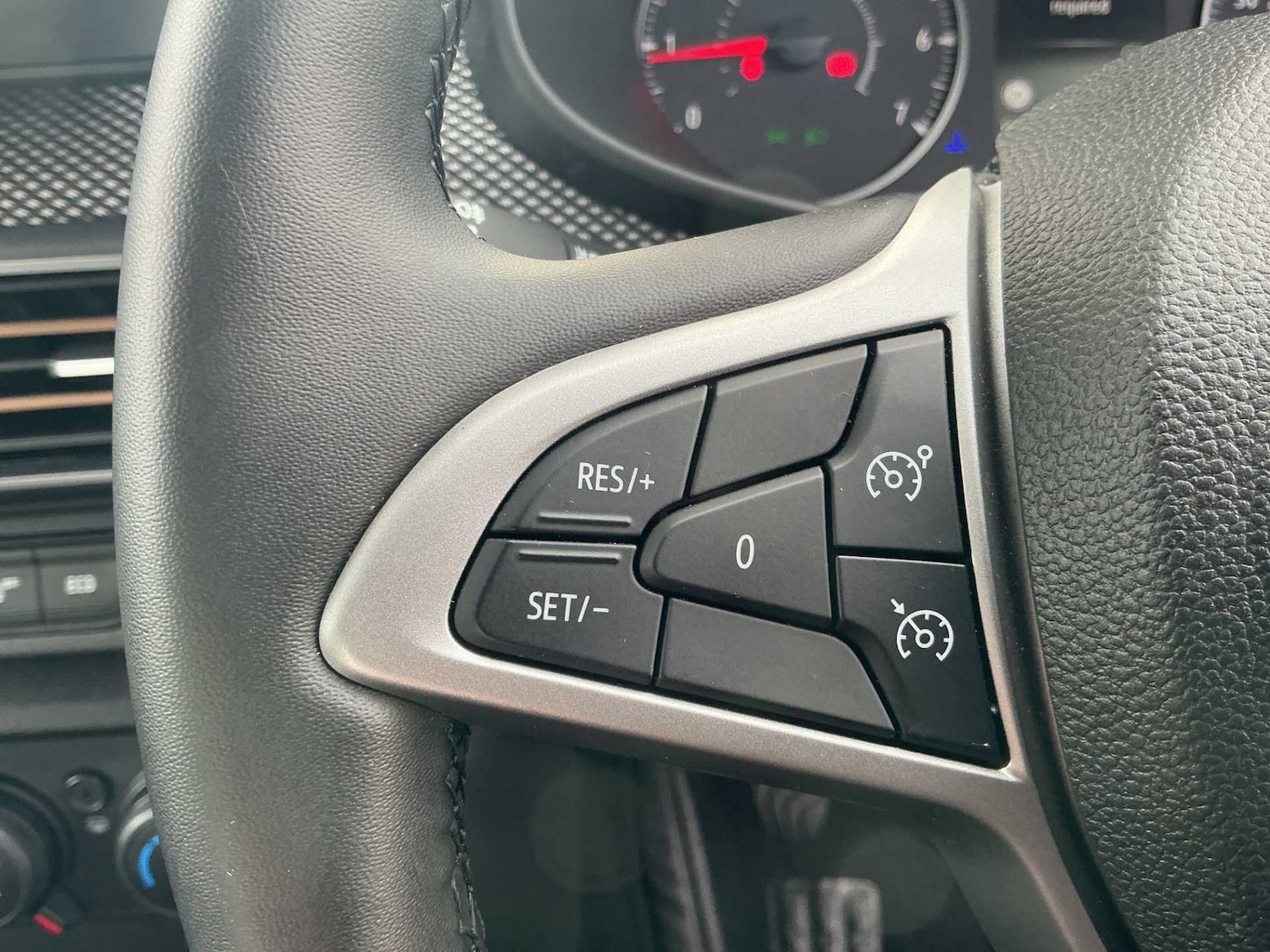 Used Dacia Sandero Stepway 2024 for sale - 76299367: Photo 24