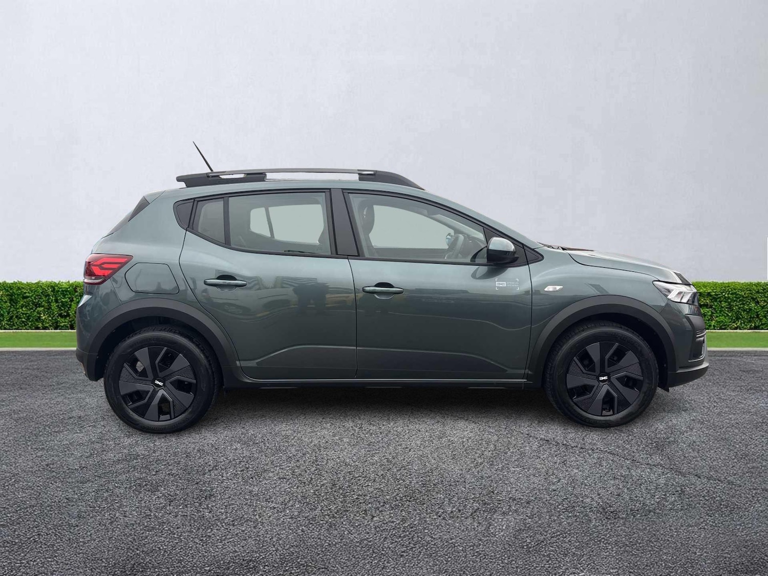Used Dacia Sandero Stepway 2024 for sale - 76299367: Photo 3