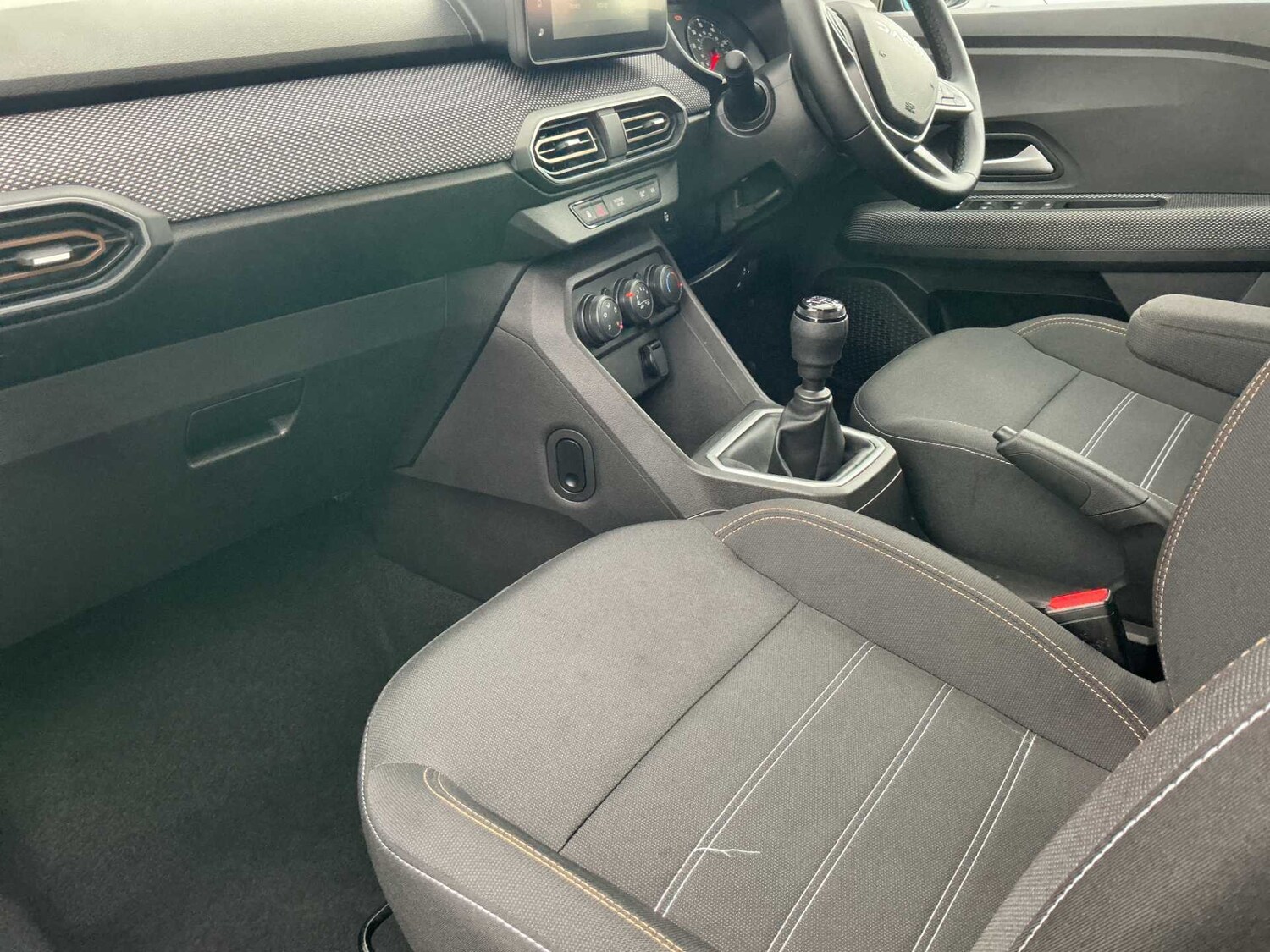 Used Dacia Sandero Stepway 2024 for sale - 76299367: Photo 7