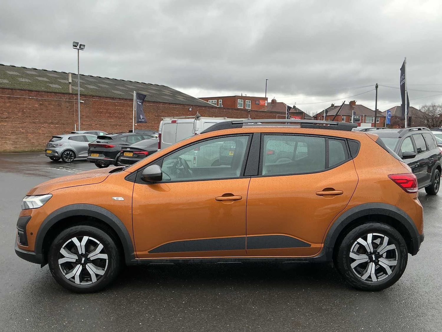 Used Dacia Sandero Stepway 2023 for sale - 77980038: Photo 18