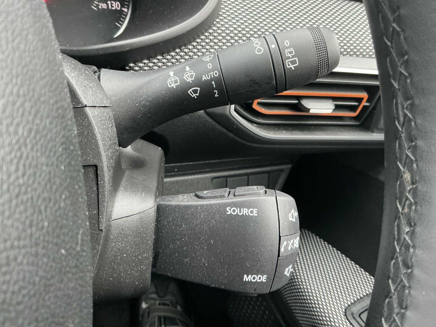 Used Dacia Sandero Stepway 2023 for sale - 77980038: Photo 26