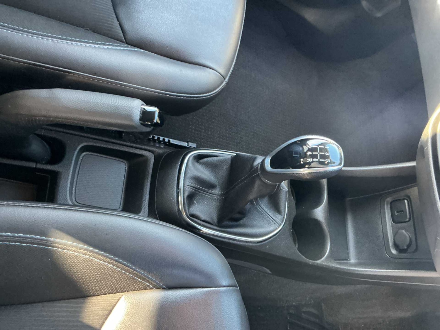 Used Vauxhall Viva 2017 for sale - 76383321: Photo 12