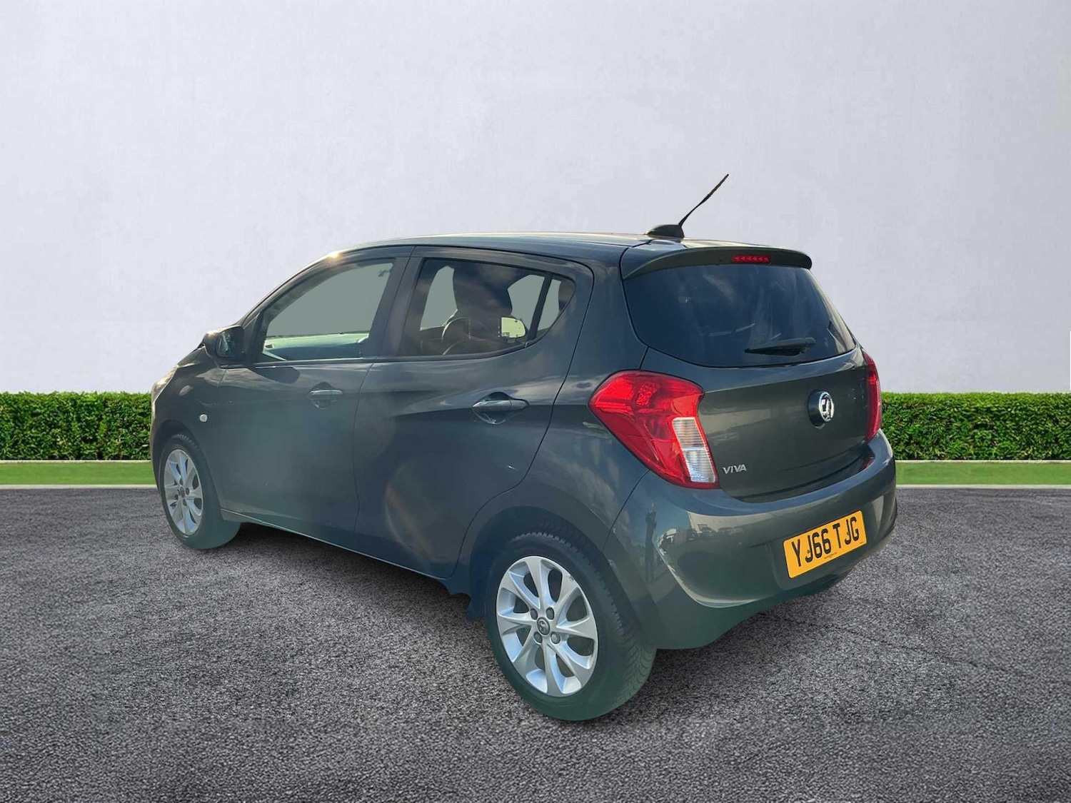 Used Vauxhall Viva 2017 for sale - 76383321: Photo 2