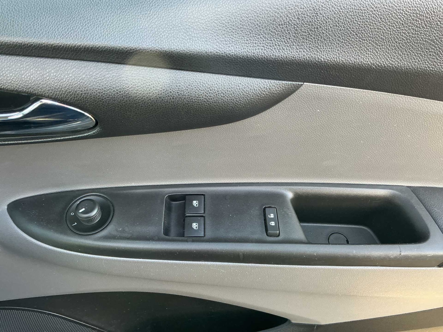 Used Vauxhall Viva 2017 for sale - 76383321: Photo 20