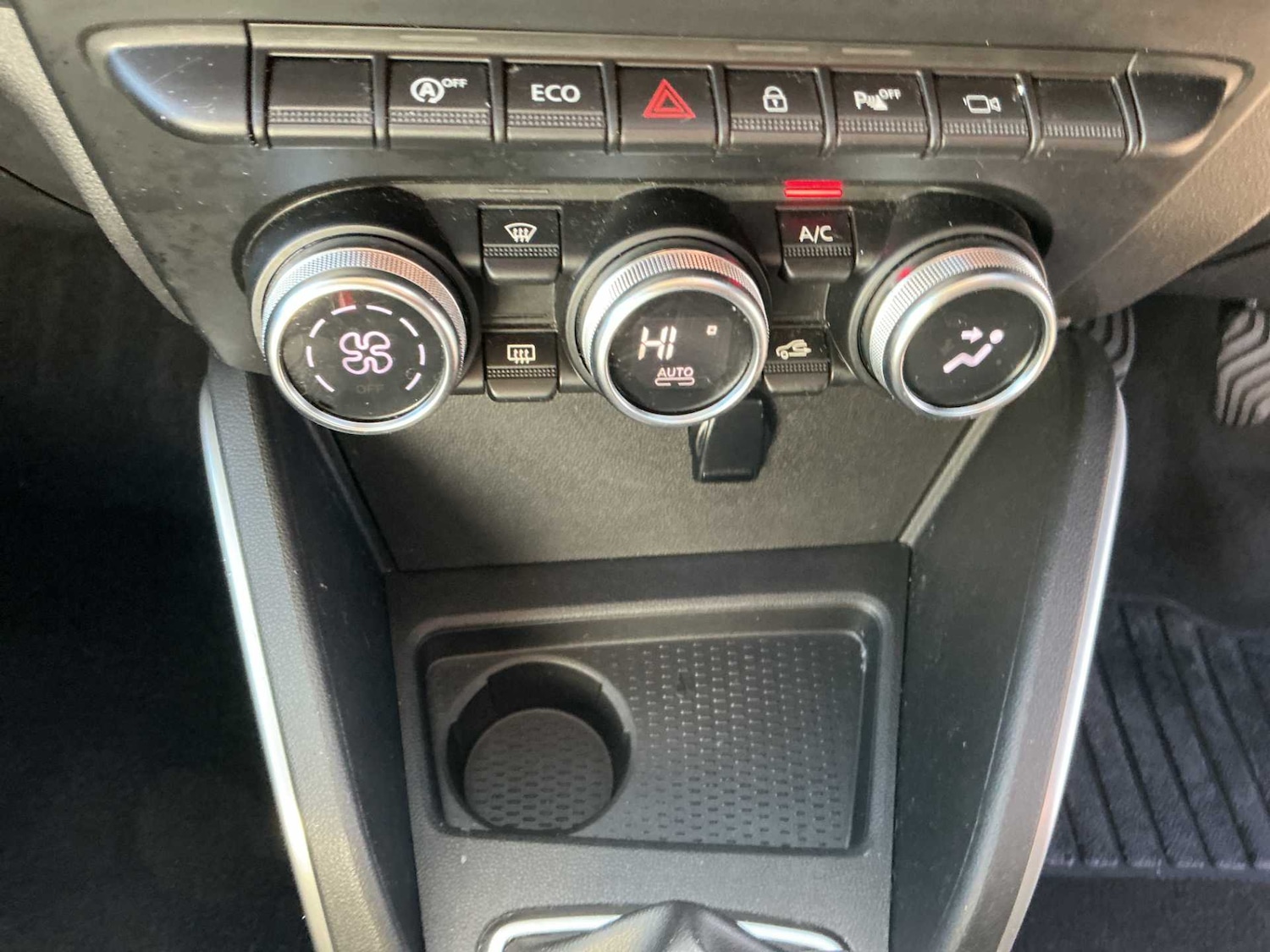 Used Dacia Duster 2018 for sale - 76449650: Photo 12