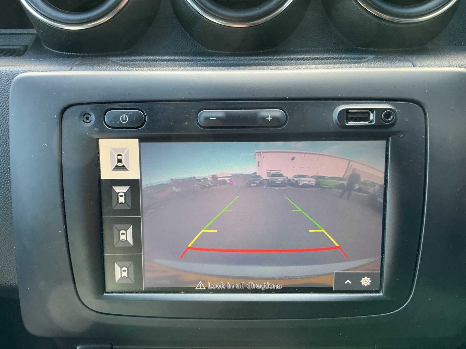 Used Dacia Duster 2018 for sale - 76449650: Photo 21