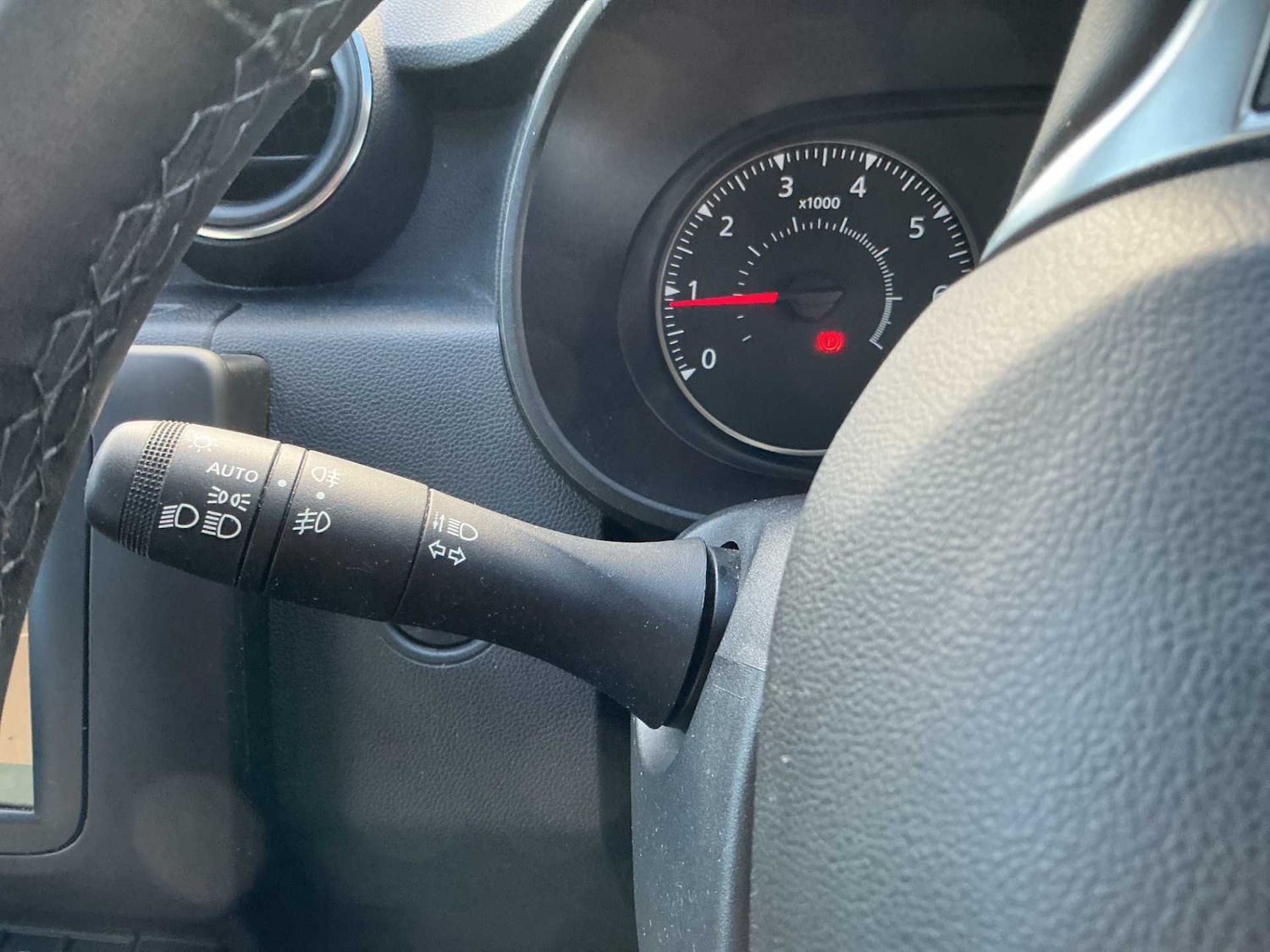 Used Dacia Duster 2018 for sale - 76449650: Photo 25