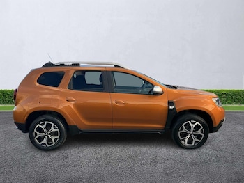 Used Dacia Duster 2018 for sale - 76449650: Photo
