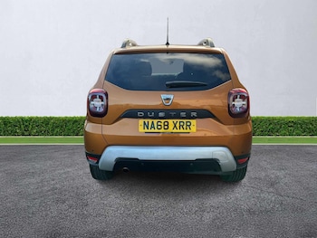 Used Dacia Duster 2018 for sale - 76449650: Photo