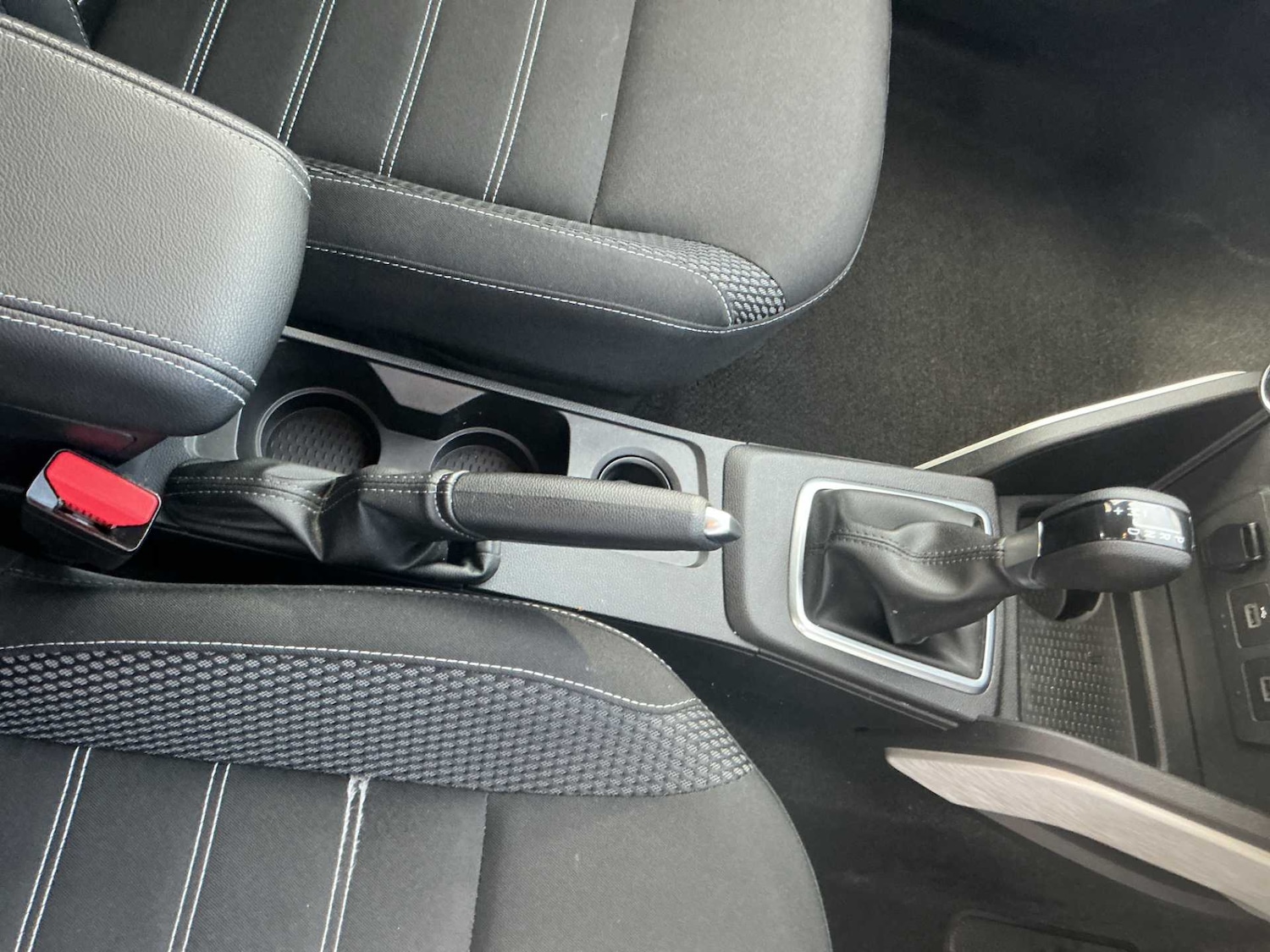 Used Dacia Duster 2022 for sale - 76182509: Photo 12