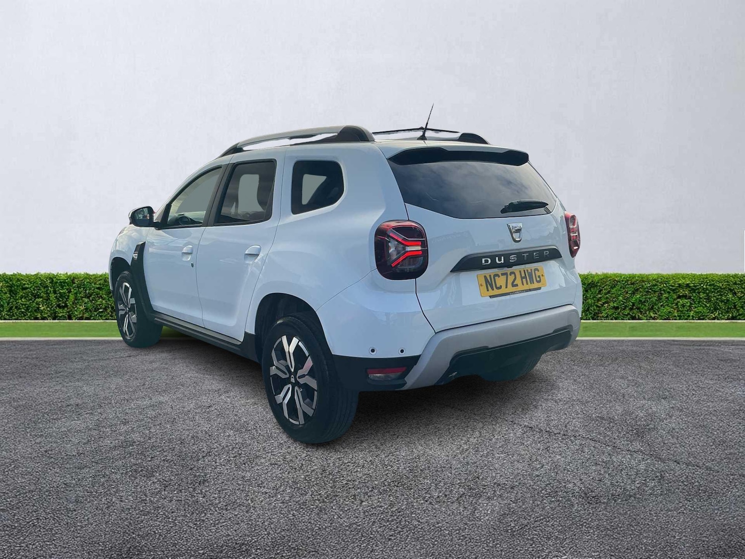 Used Dacia Duster 2022 for sale - 76182509: Photo 2