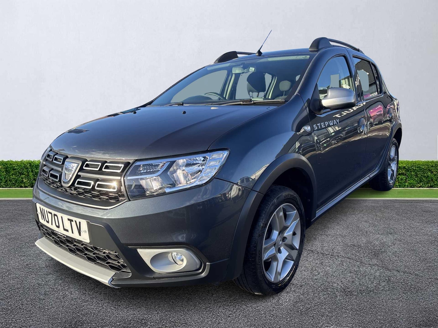 Used Dacia Sandero Stepway 2020 for sale - 76694641: Photo 19