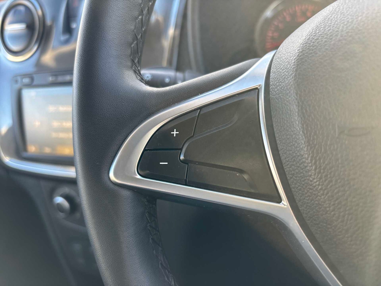 Used Dacia Sandero Stepway 2020 for sale - 76694641: Photo 24