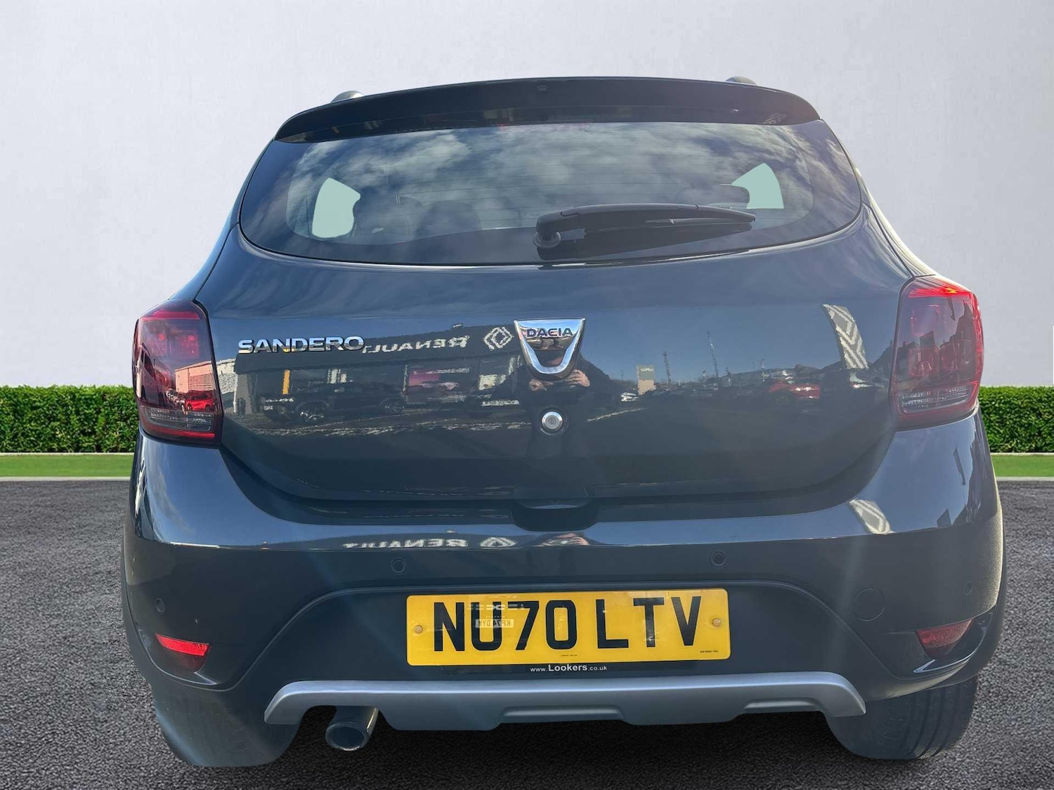 Used Dacia Sandero Stepway 2020 for sale - 76694641: Photo 4