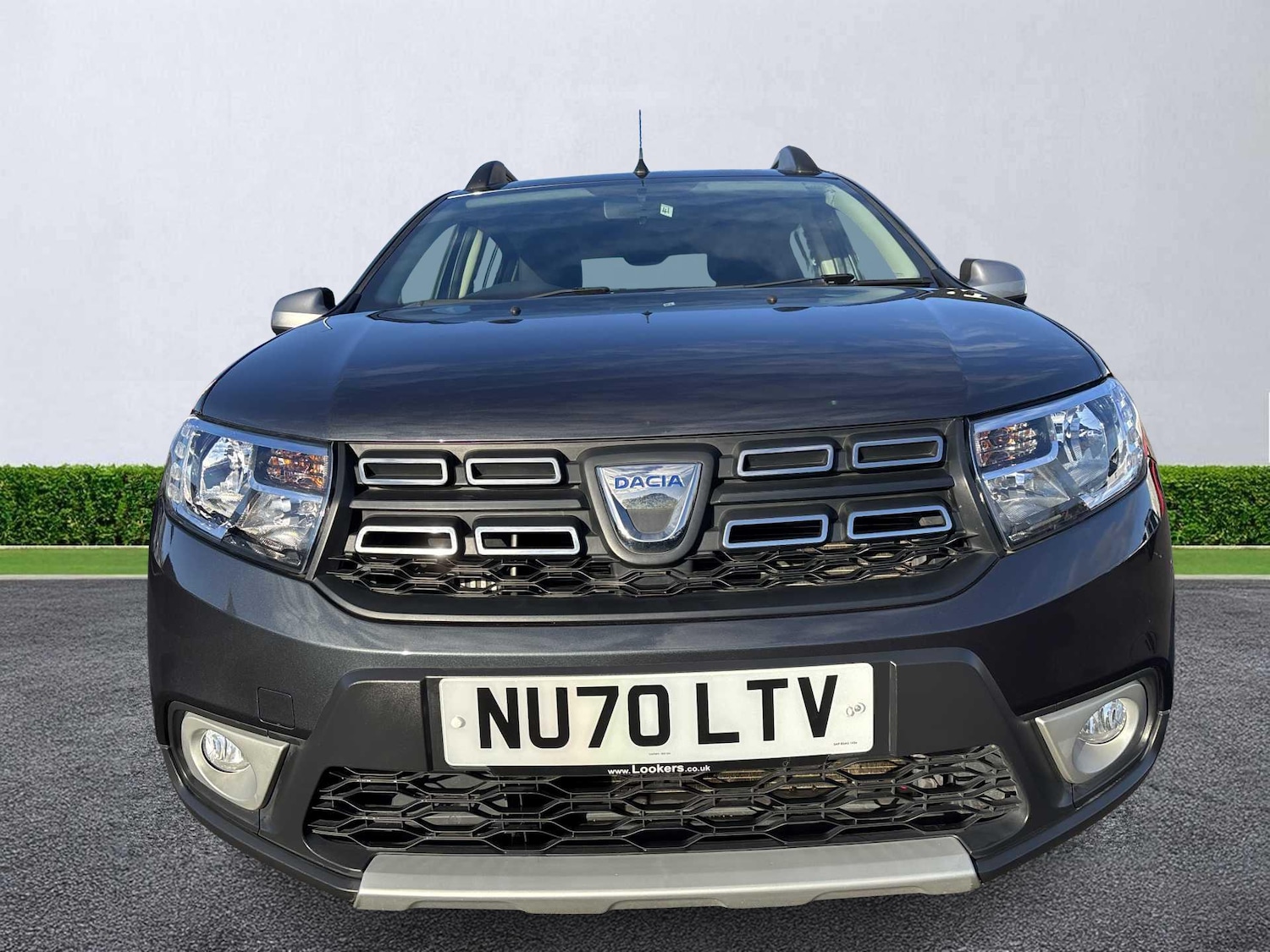 Used Dacia Sandero Stepway 2020 for sale - 76694641: Photo 5