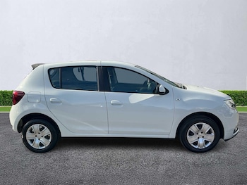 Used Dacia Sandero 2019 for sale - 76047786: Photo 3