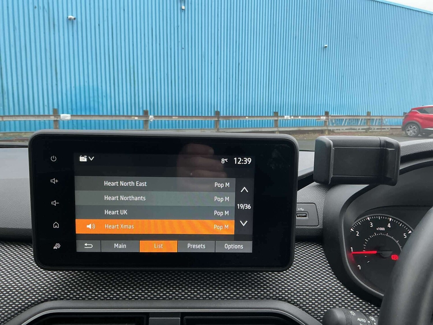 Used Dacia Sandero Stepway 2024 for sale - 77487402: Photo 10