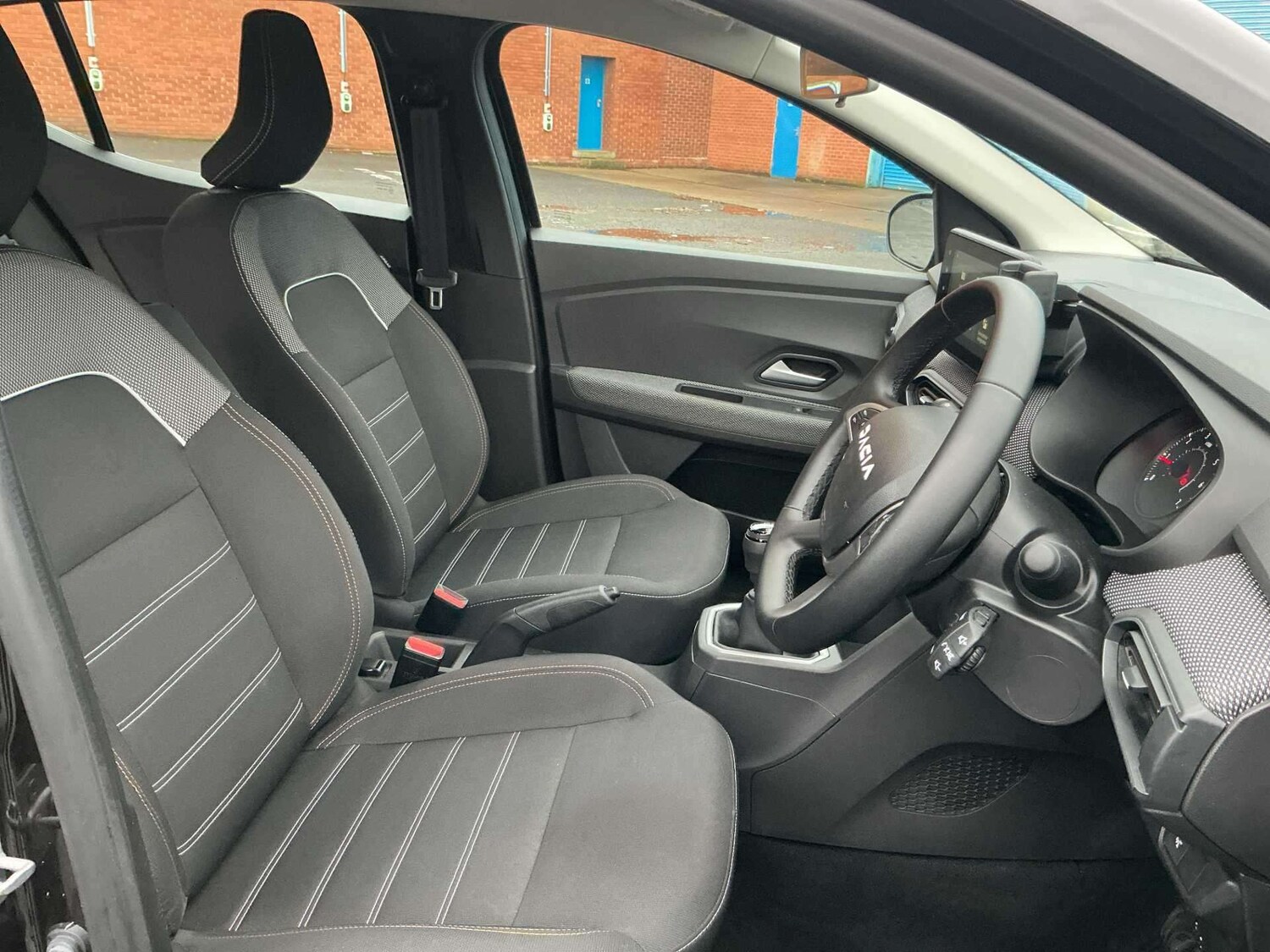 Used Dacia Sandero Stepway 2024 for sale - 77487402: Photo 35