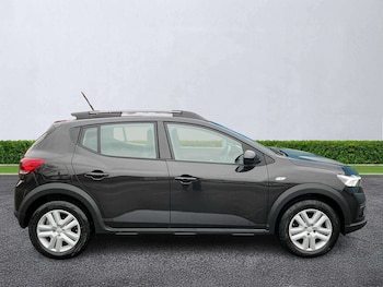 Used Dacia Sandero Stepway 2024 for sale - 77487402: Photo