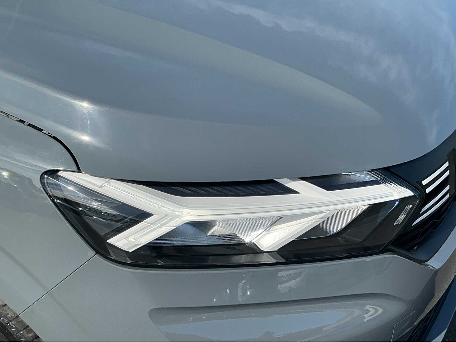 Used Dacia Sandero 2023 for sale - 78196119: Photo 27