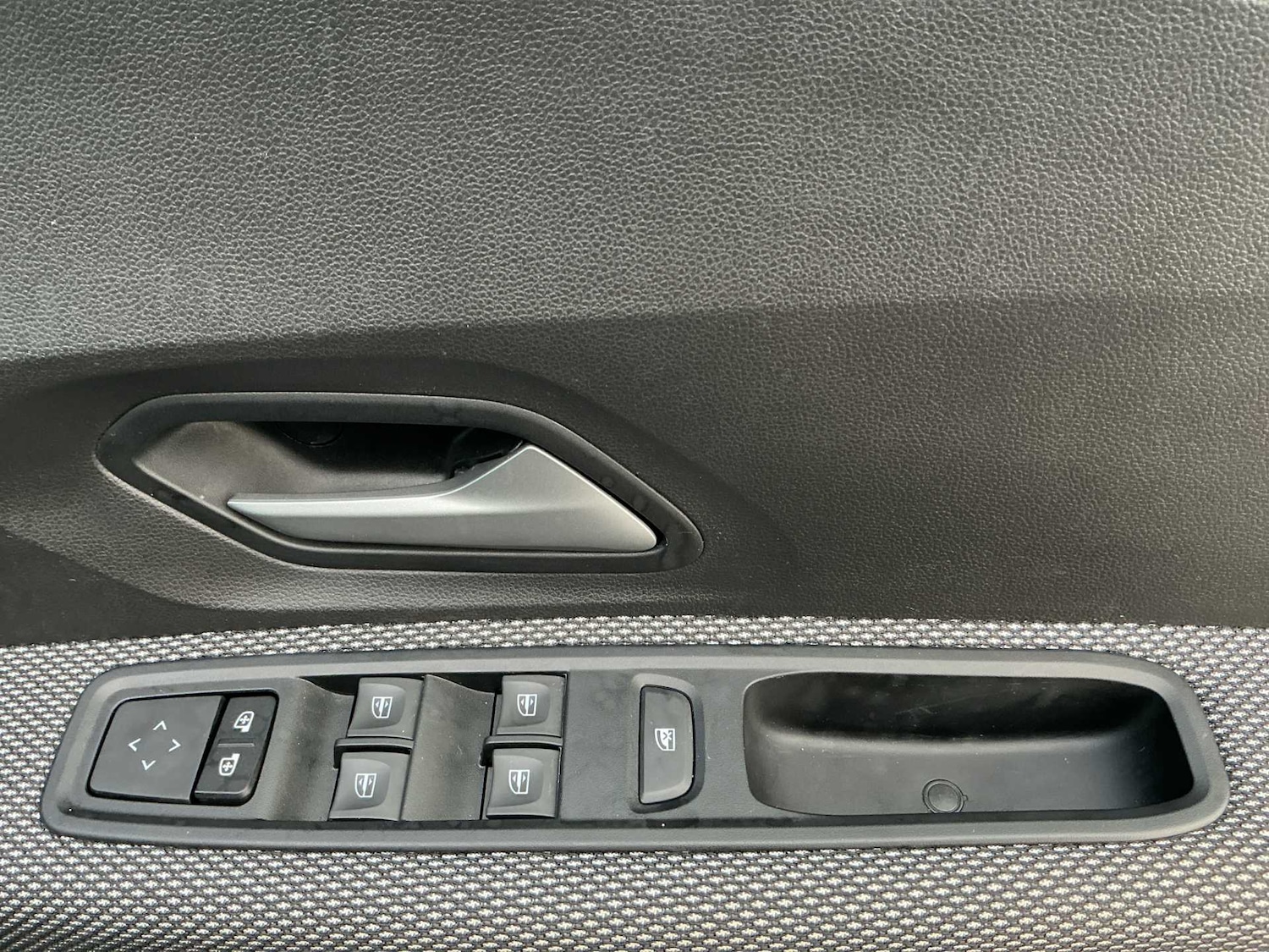 Used Dacia Sandero Stepway 2024 for sale - 76957593: Photo 20