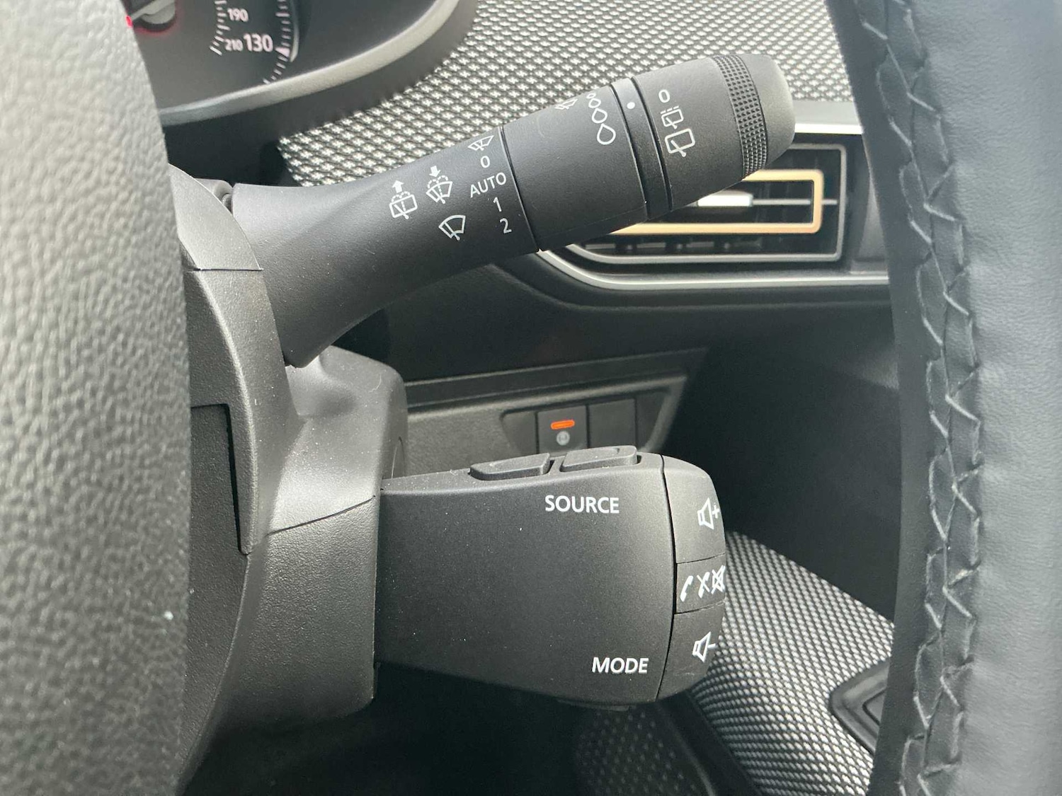 Used Dacia Sandero Stepway 2024 for sale - 76957593: Photo 26