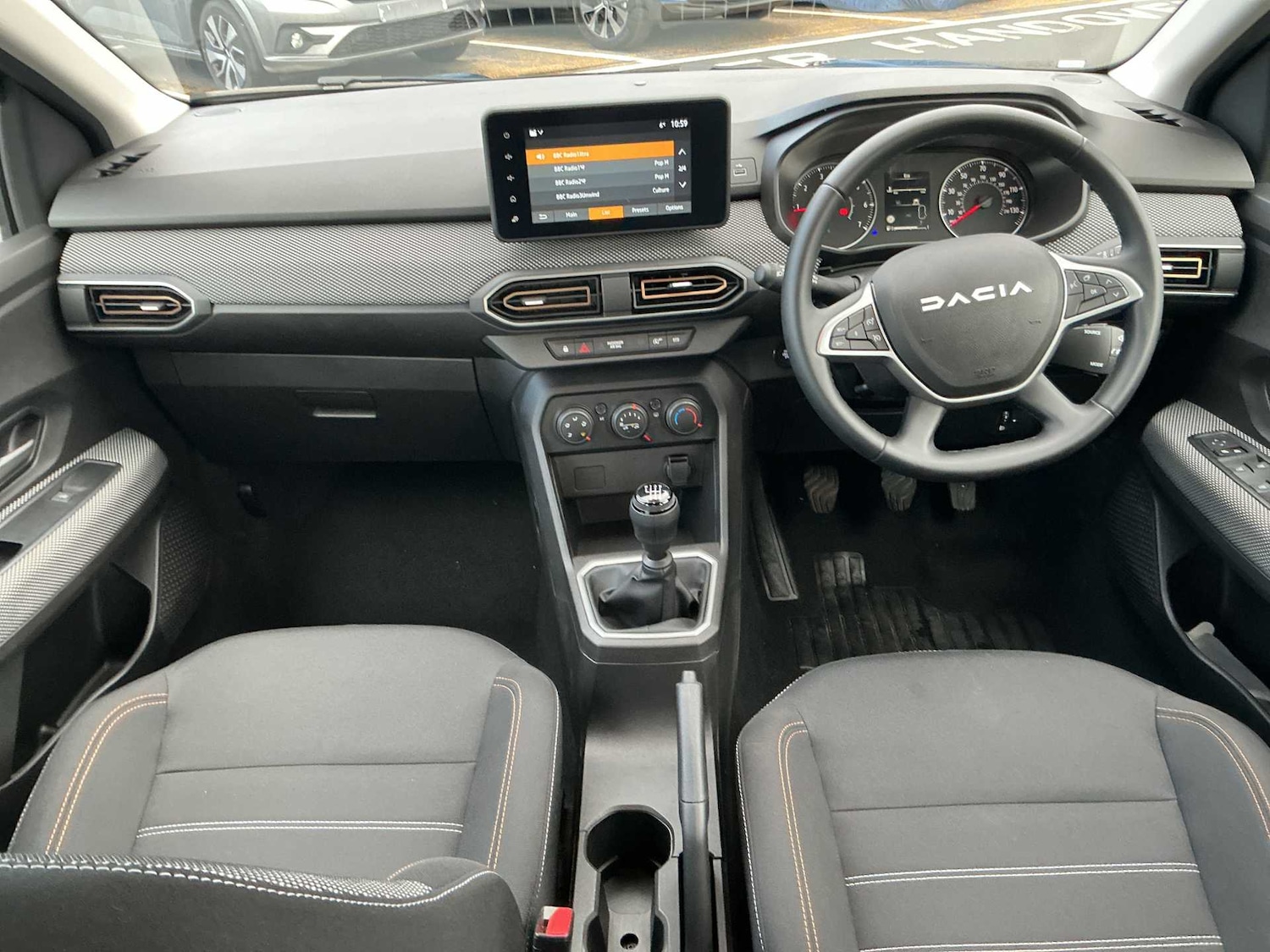 Used Dacia Sandero Stepway 2024 for sale - 76957593: Photo 8