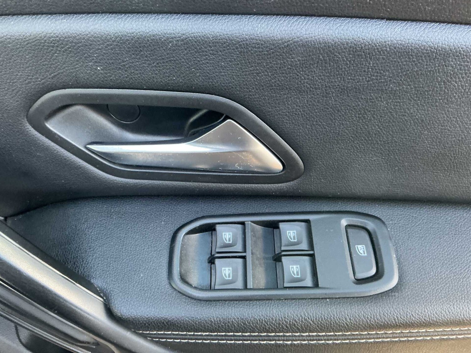 Used Dacia Duster 2022 for sale - 76347008: Photo 20