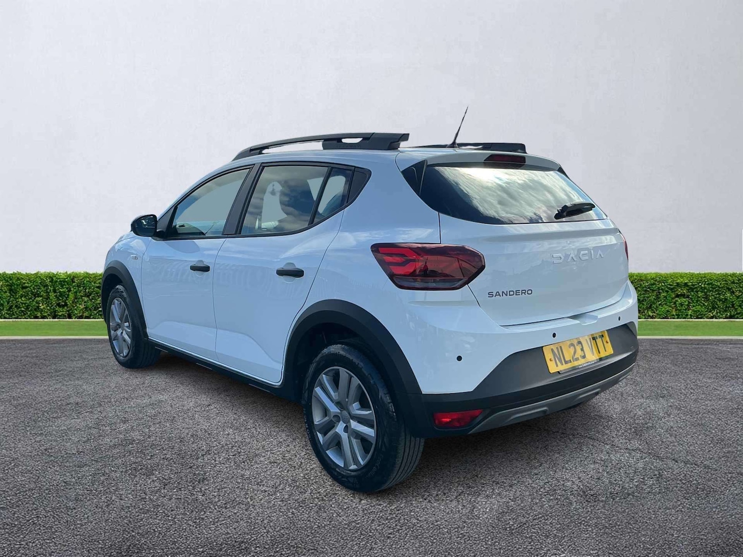 Used Dacia Sandero Stepway 2023 for sale - 78196471: Photo 2