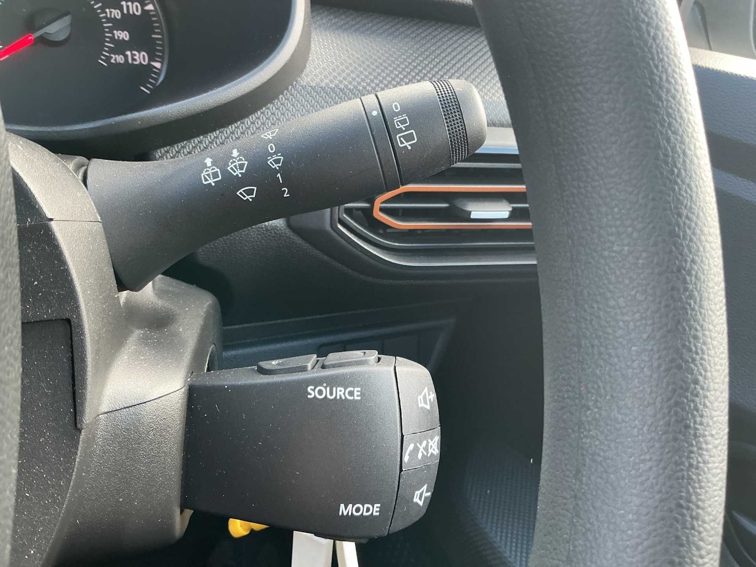 Used Dacia Sandero Stepway 2023 for sale - 78196471: Photo 26